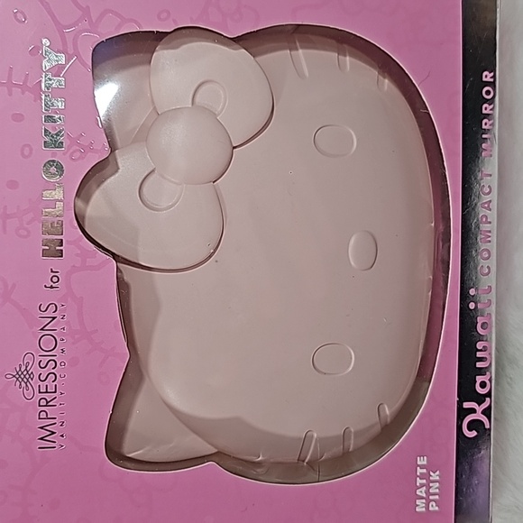 Impressions For Hello Kitty Kawaii Compact Mirror (Matte Pink) - Picture 3 of 4